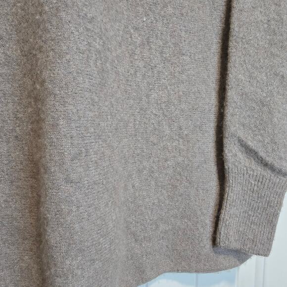 Uniqlo Sweater Soft and Cozy Wool Blend Size XS - Picture 7 of 13